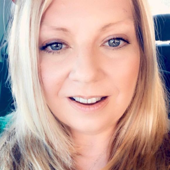 Meet your Posher, Amy - Picture 1 of 1